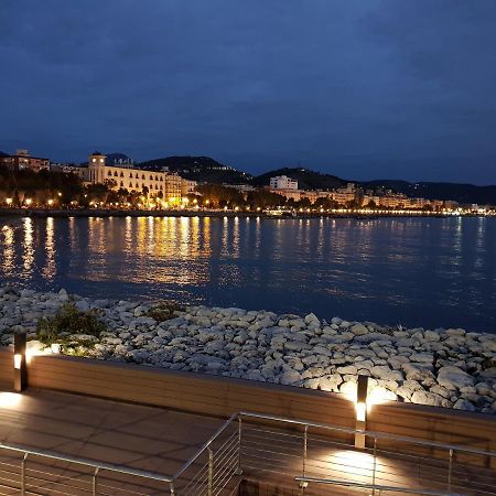 Il Rubino Holiday House Salerno Eksteriør bilde