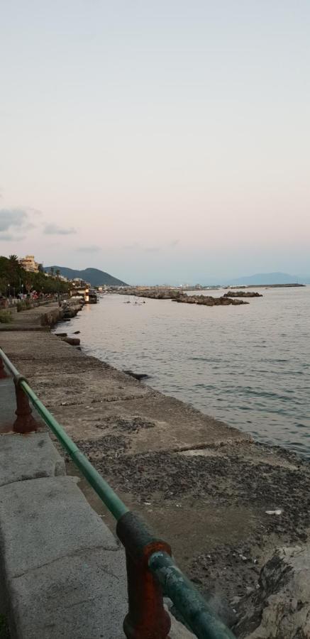 Il Rubino Holiday House Salerno Eksteriør bilde